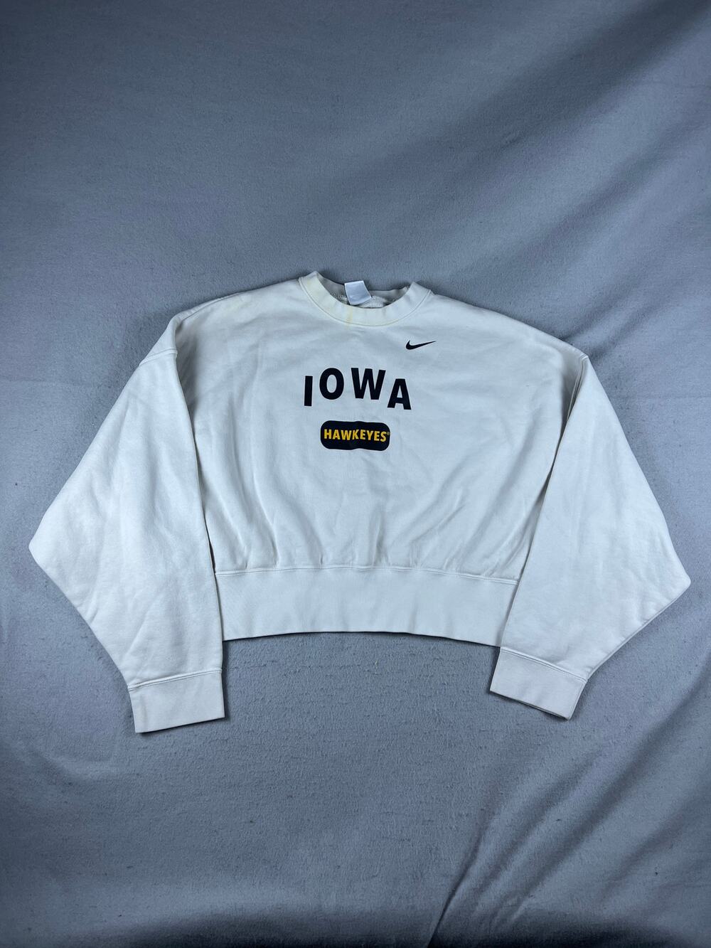 Iowa Hawkeyes Cropped Sweatshirt Womens M White Spellout Fleece College Sports
